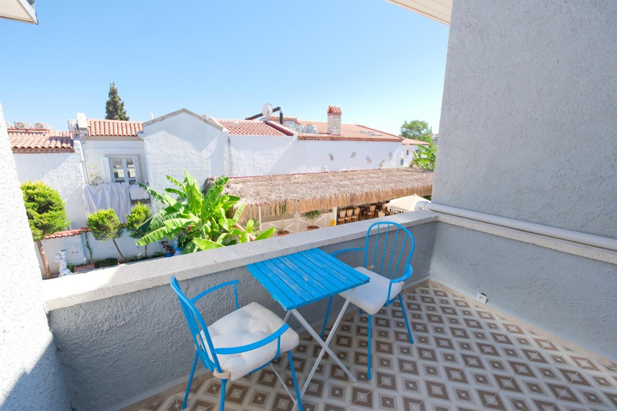 Kybele Suites Alaçatı Exterior foto