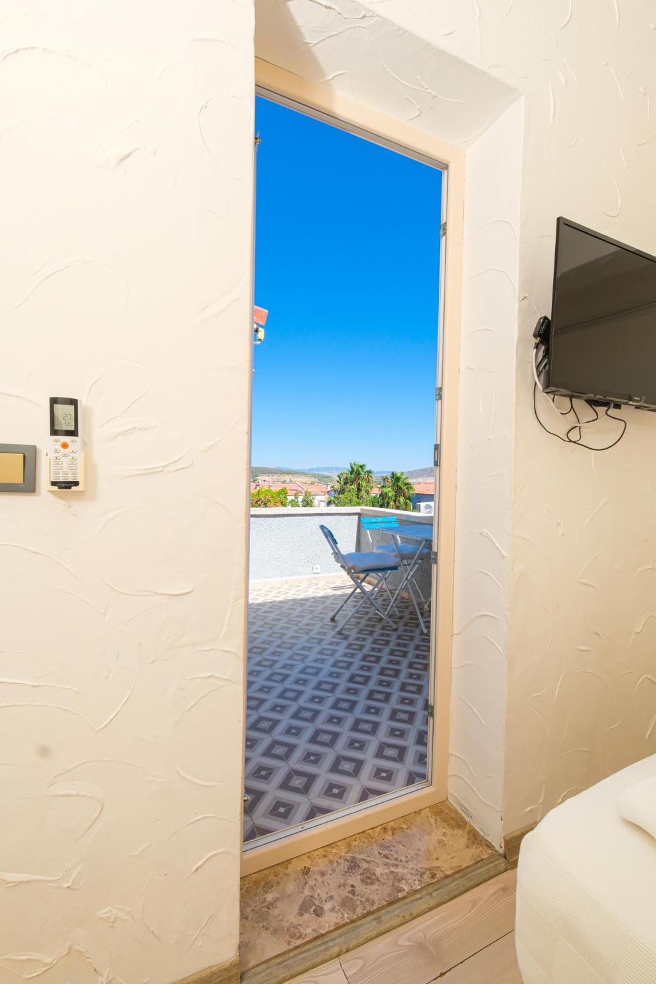 Kybele Suites Alaçatı Exterior foto
